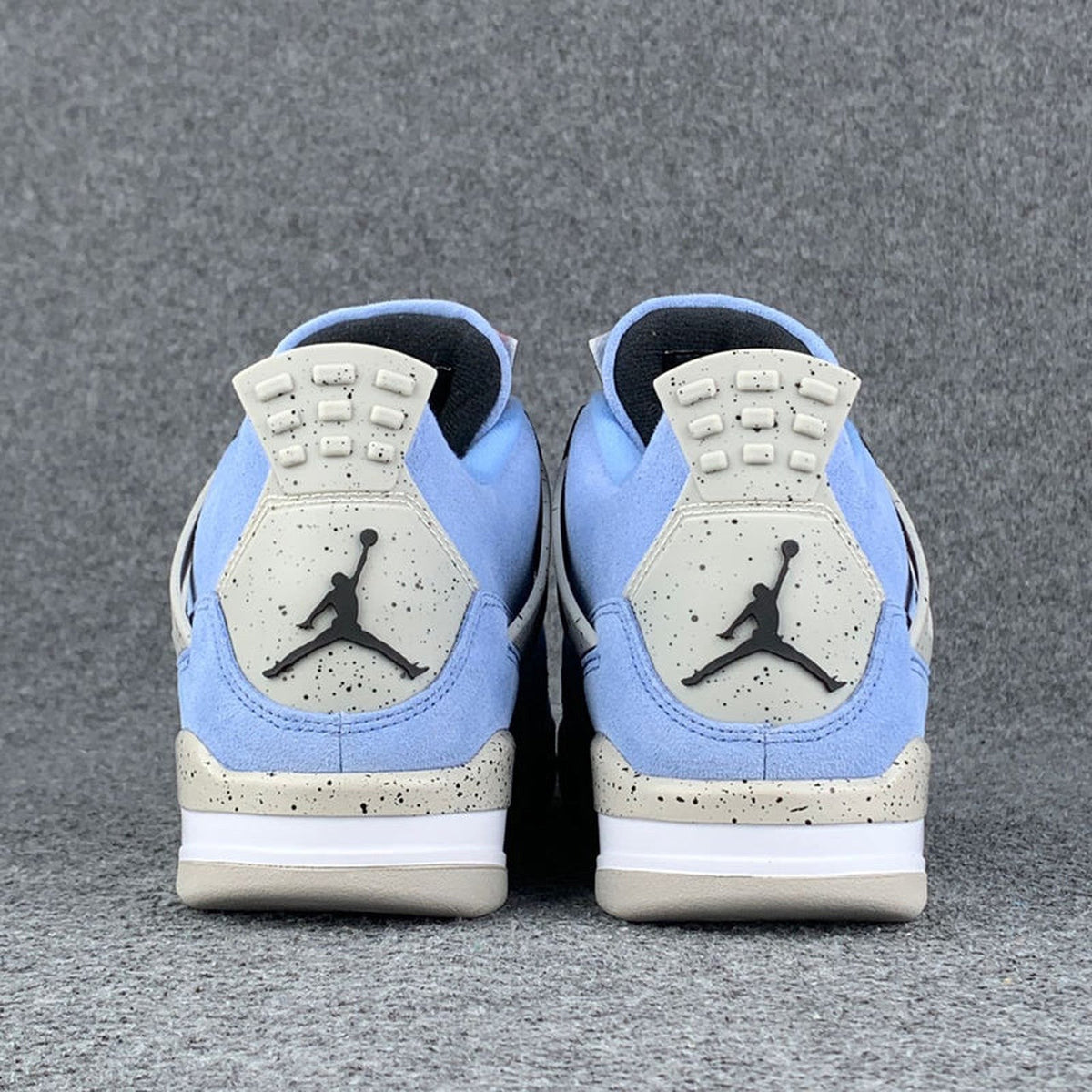 Air Jordan 4 Retro University Blue