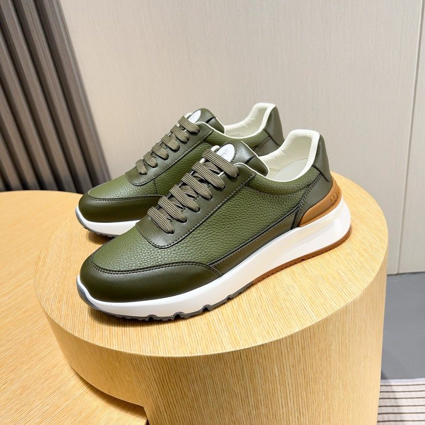 Brunello Cucinelli Men's Low-Top Lace-Up Sneakers - Rubber Outsole