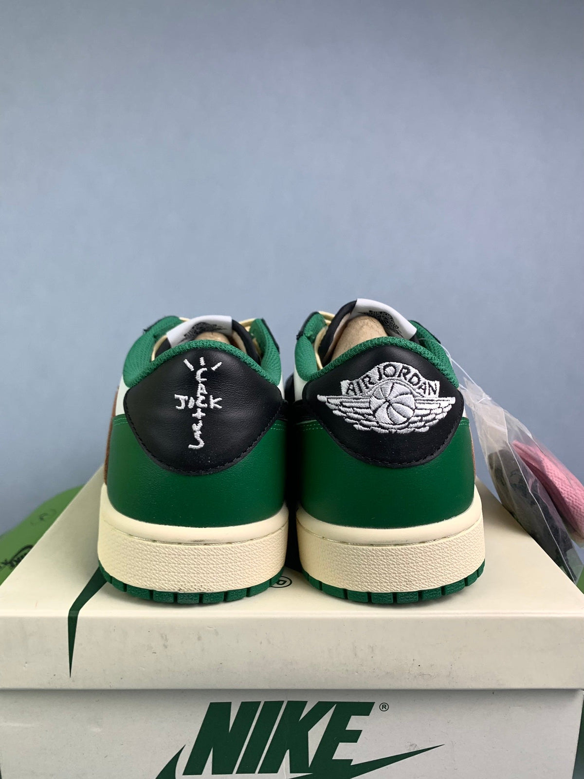 Air Jordan 1 Low Black/Green Unisex Sneakers DM7866-128